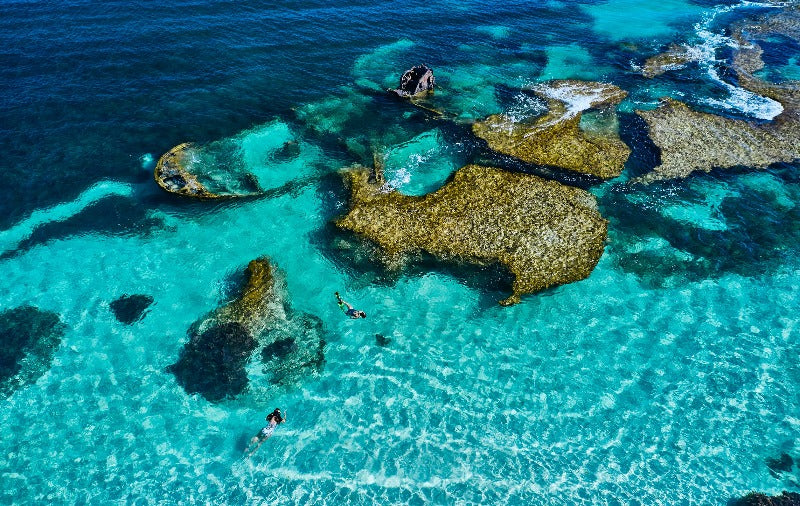 View of Henrietta Rocks in Perth